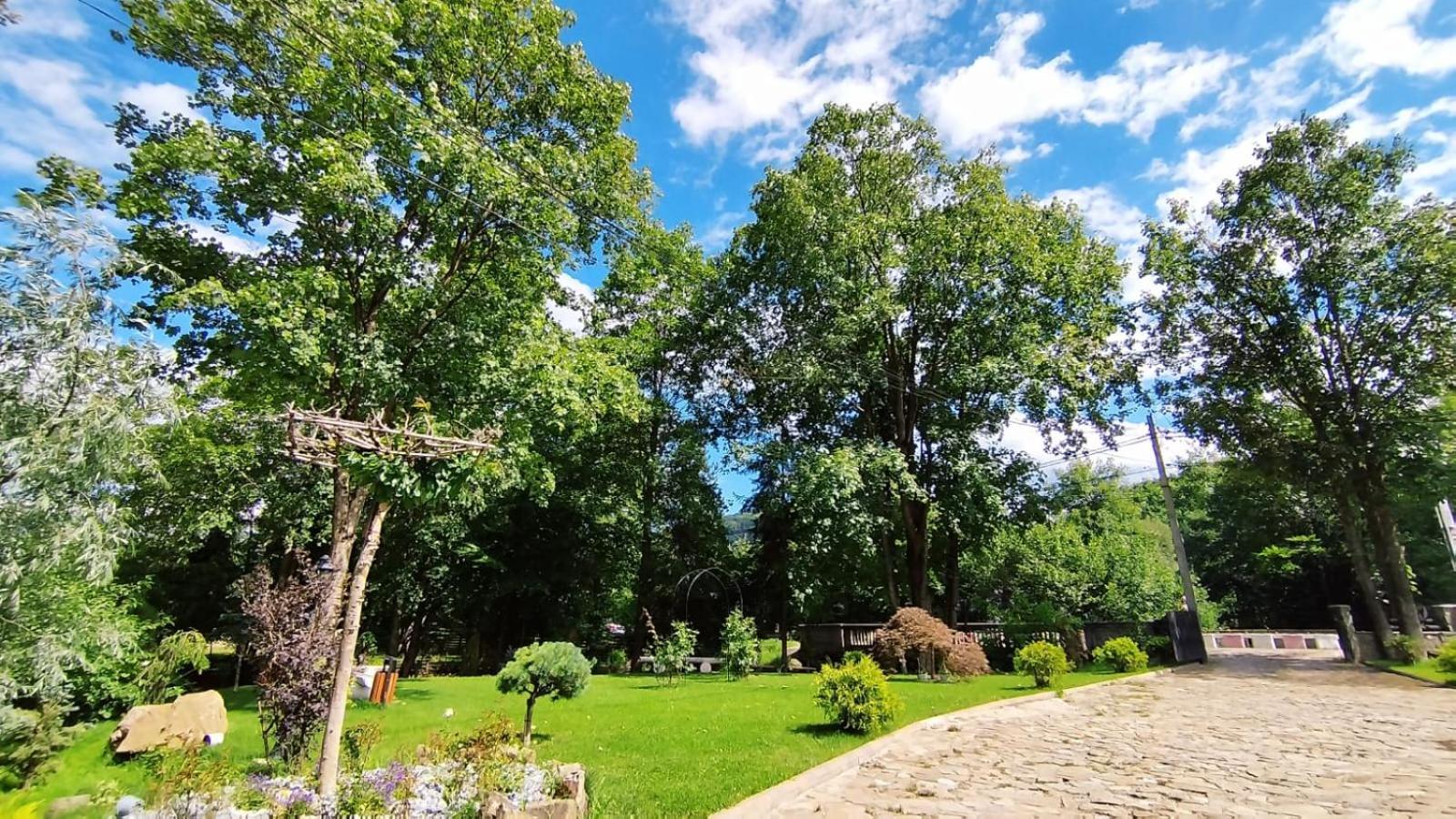 La Rascruce De Ape Otel Sucevita Dış mekan fotoğraf